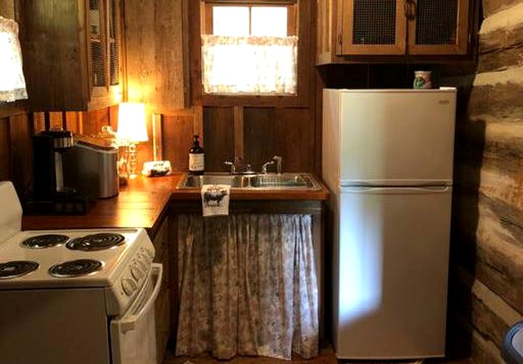 Log Cabins (Washington, Arkansas, United States)