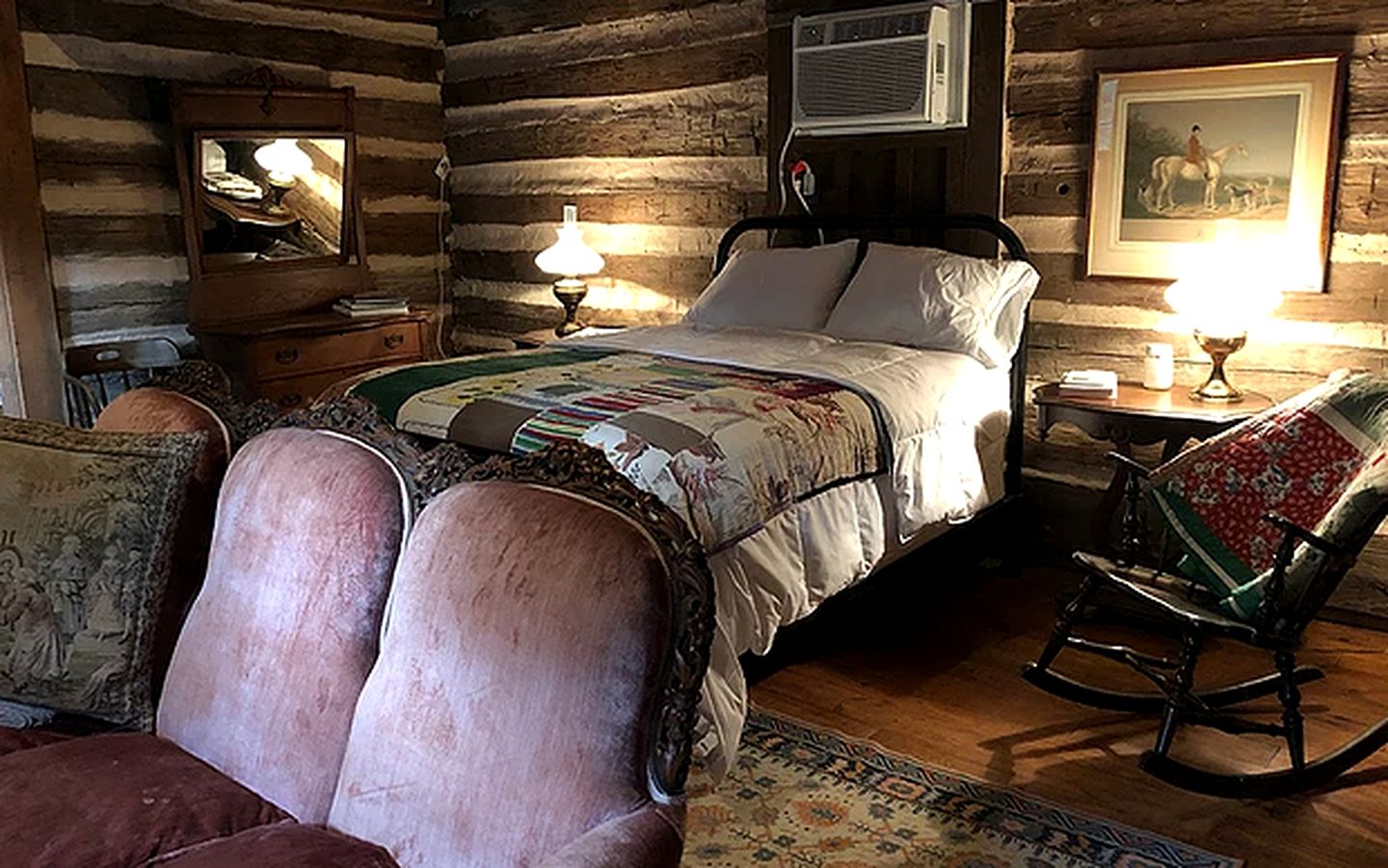 Log Cabin Rental on a Farm in Historic Washington State Park, Arkansas