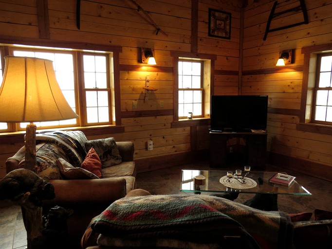 Cranesville Country Rentals, Cabins 20136, Terra Alta, United States of America Glamping Hub
