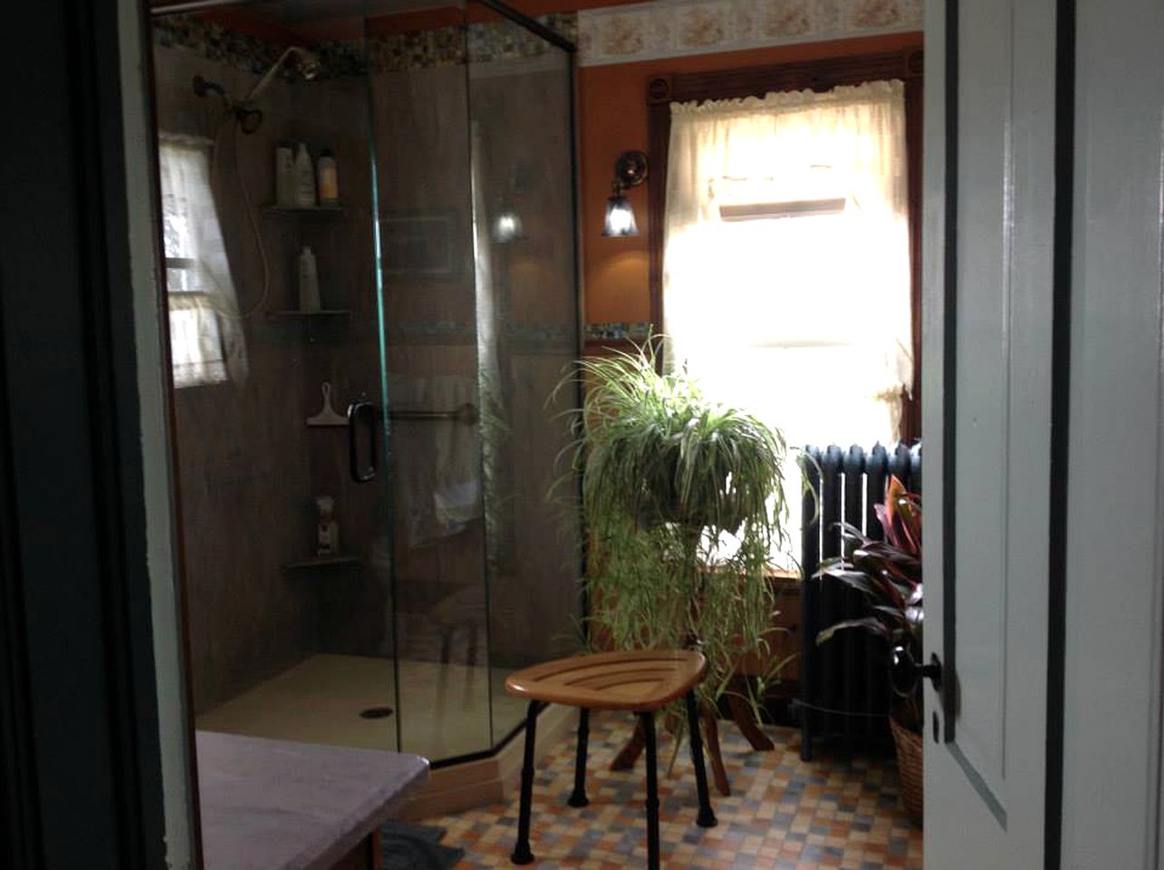 Rustic Room Rental in Lovely Bed and Breakfast near Lanesboro, Minnesota