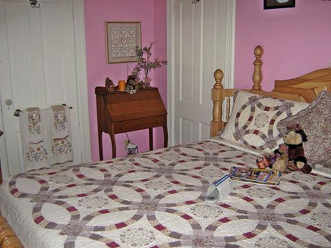 Rustic Room Rental in Lovely Bed and Breakfast near Lanesboro, Minnesota
