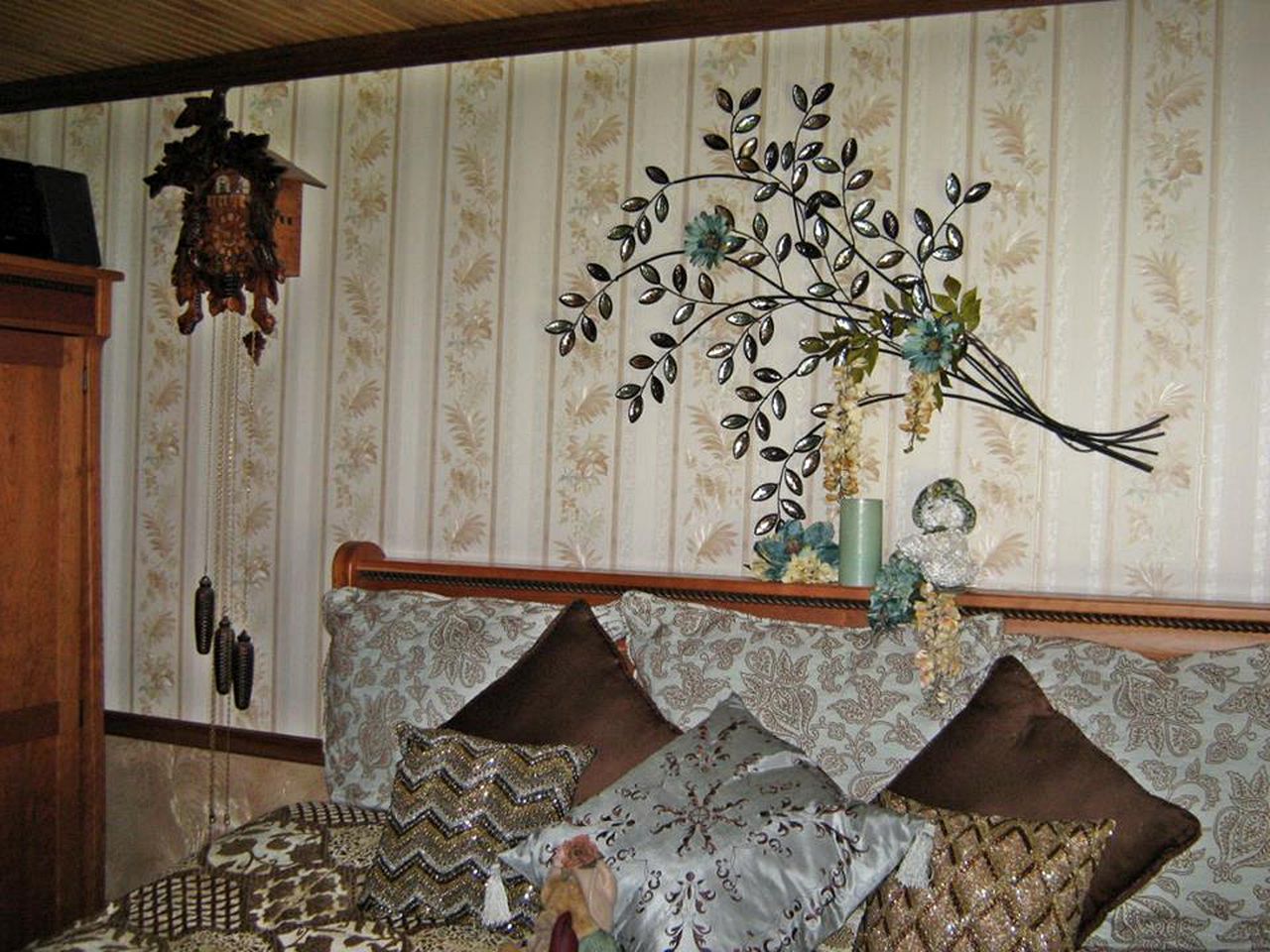 Rustic Room Rental in Lovely Bed and Breakfast near Lanesboro, Minnesota