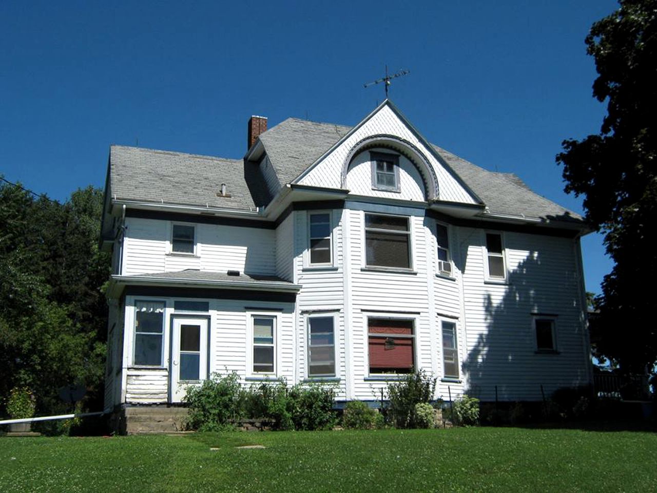 Rustic Room Rental in Lovely Bed and Breakfast near Lanesboro, Minnesota