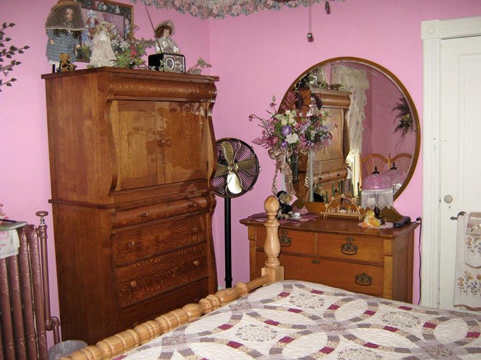 Cabins (Lanesboro, Minnesota, United States)