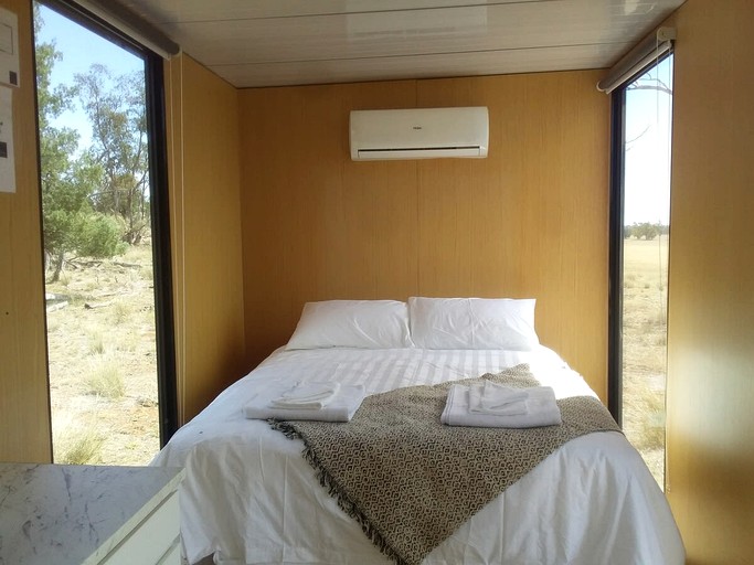 Tiny Houses (Australia, Parkes Shire, New South Wales)