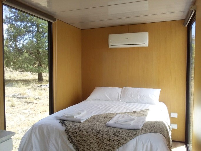 Tiny Houses (Australia, Parkes Shire, New South Wales)