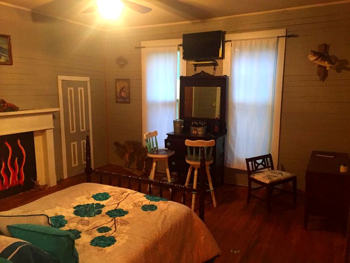 Vacation Rentals (Fosters, Alabama, United States)
