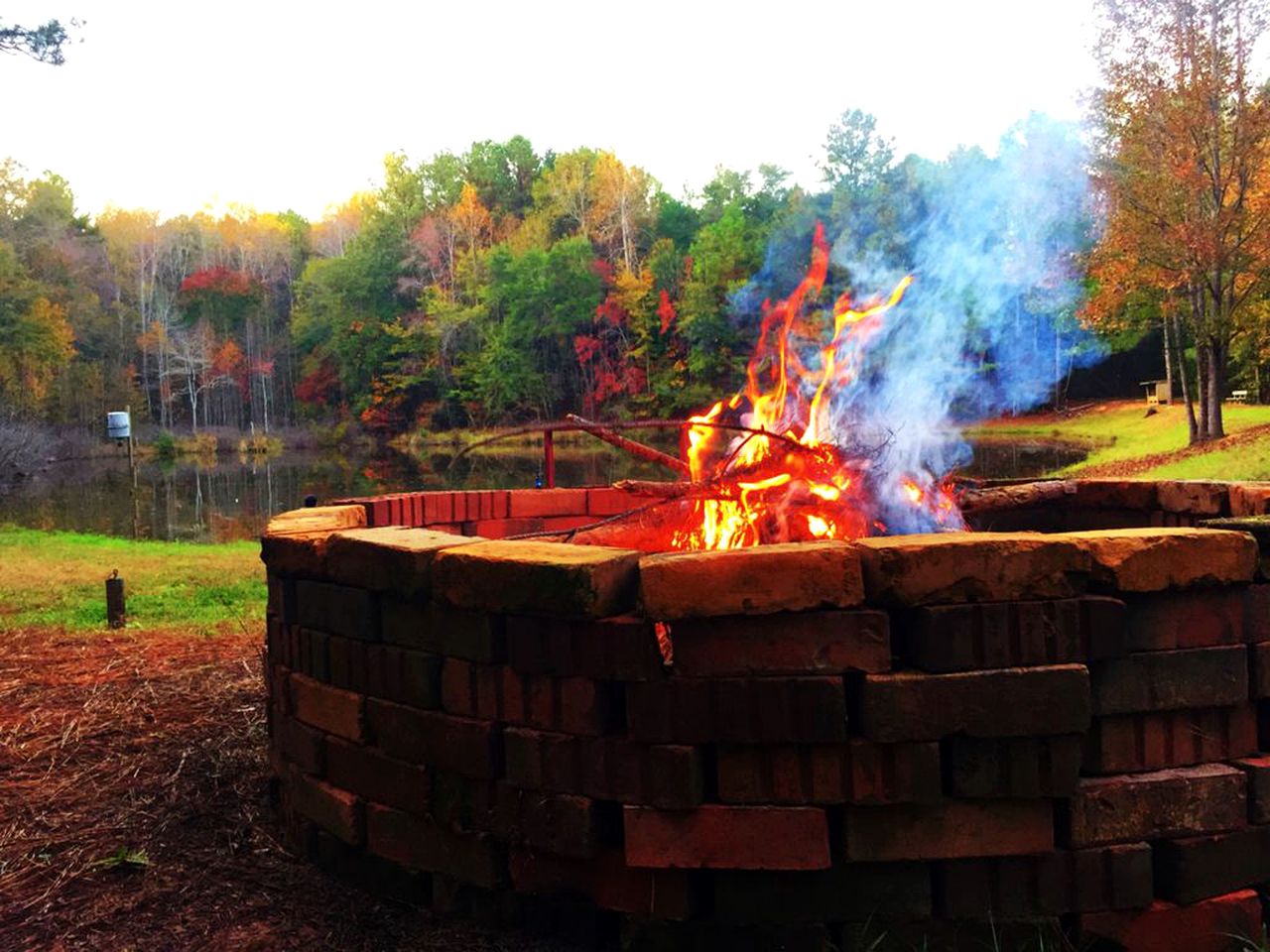 Serene Cottage Rental with a Fireplace near Fosters, Alabama