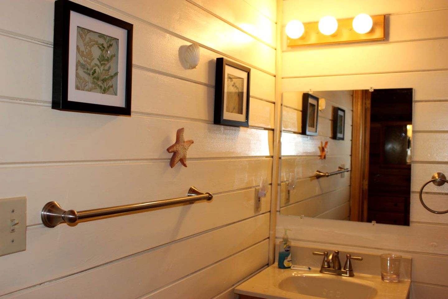 Pet-Friendly Cabin Rental in the Mountains near Beckley, West Virginia