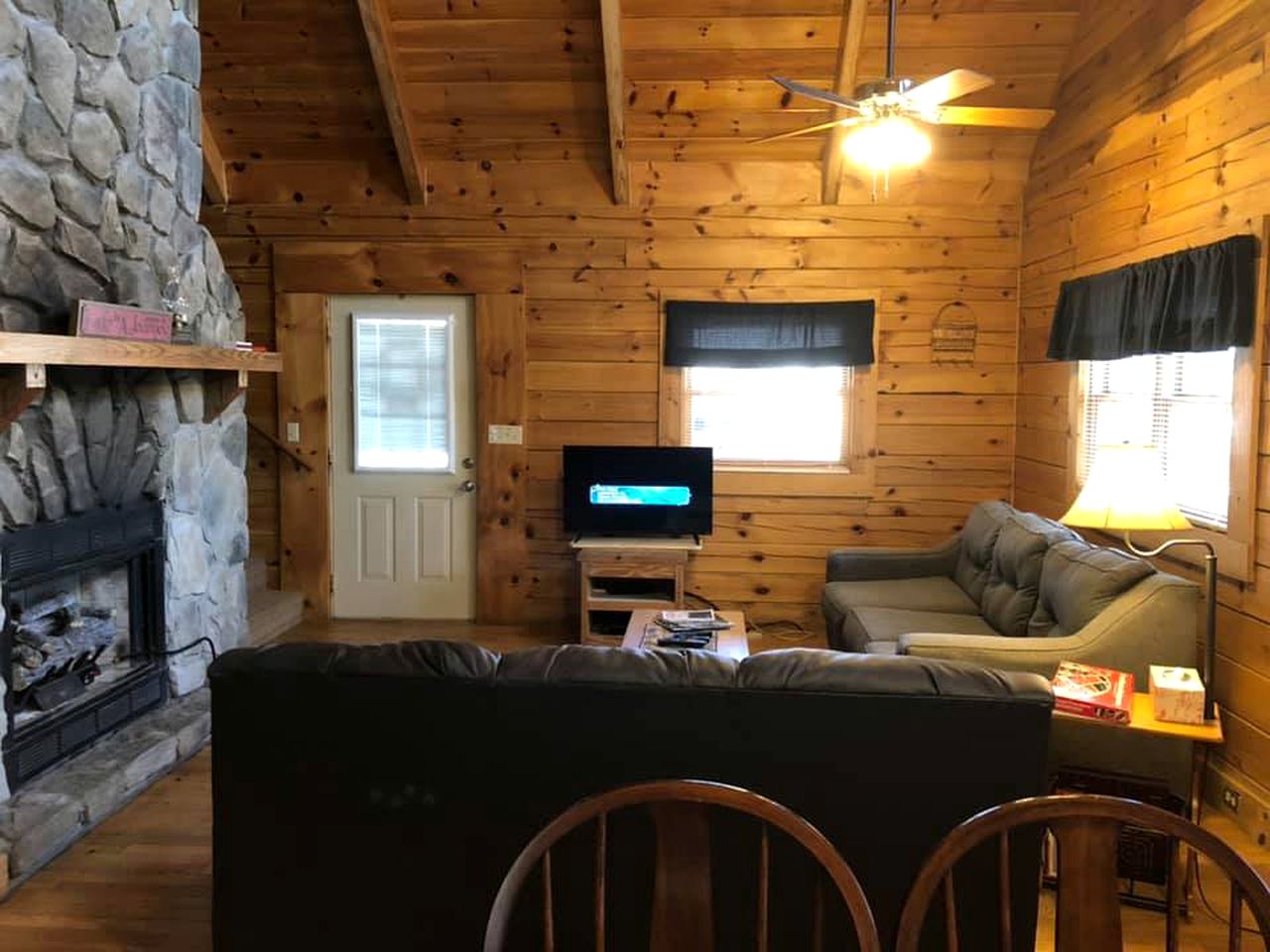 Picturesque Cabin Rental near Watoga State Park in West Virginia