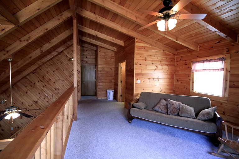 Cabins (Hico, West Virginia, United States)