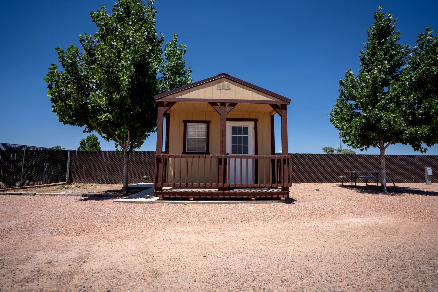 Cute and Cozy Cabin Perfect for Couples in Fredonia, Arizona