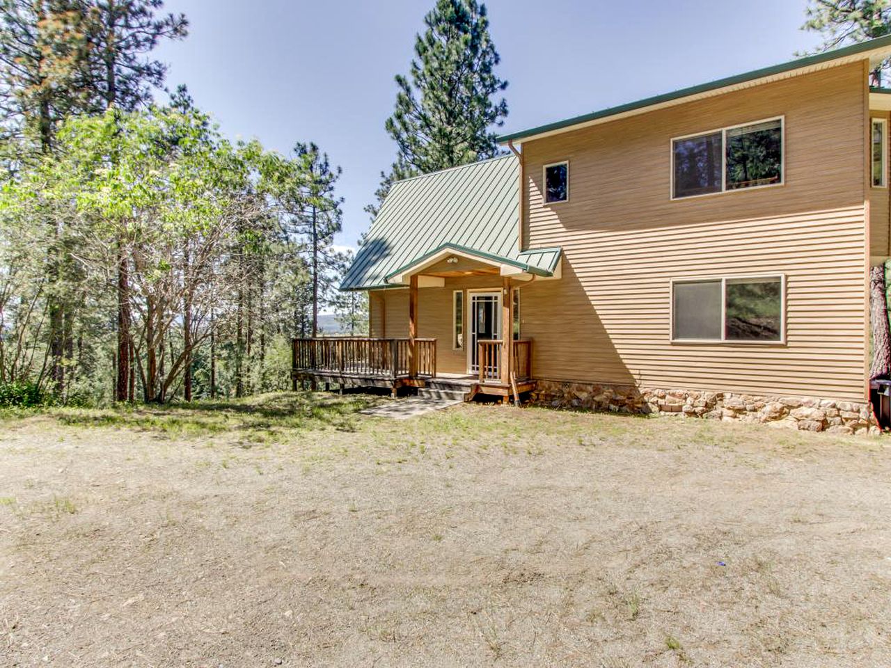 Cabin in Post Falls, Idaho