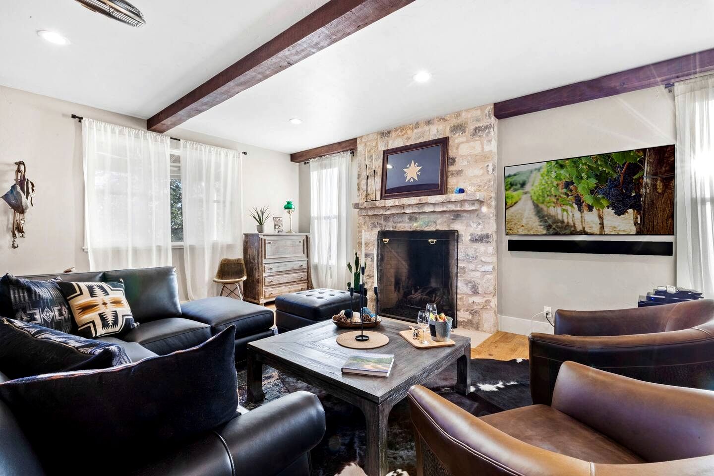 Countryside Cabin with Dreamy Interior Design in Fredericksburg, Texas