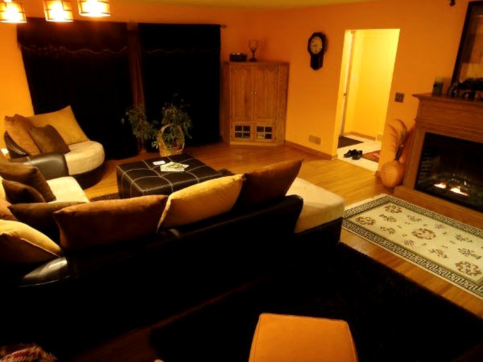 Countryside Cottage, Vacation Rentals, Blue Earth, United States of America Glamping Hub