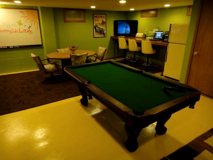 Countryside Cottage, Vacation Rentals, Blue Earth, United States of