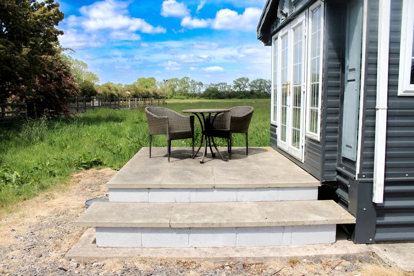 Captivating Countryside Cottage Haven near Lincolnshire Wolds in Lincolnshire
