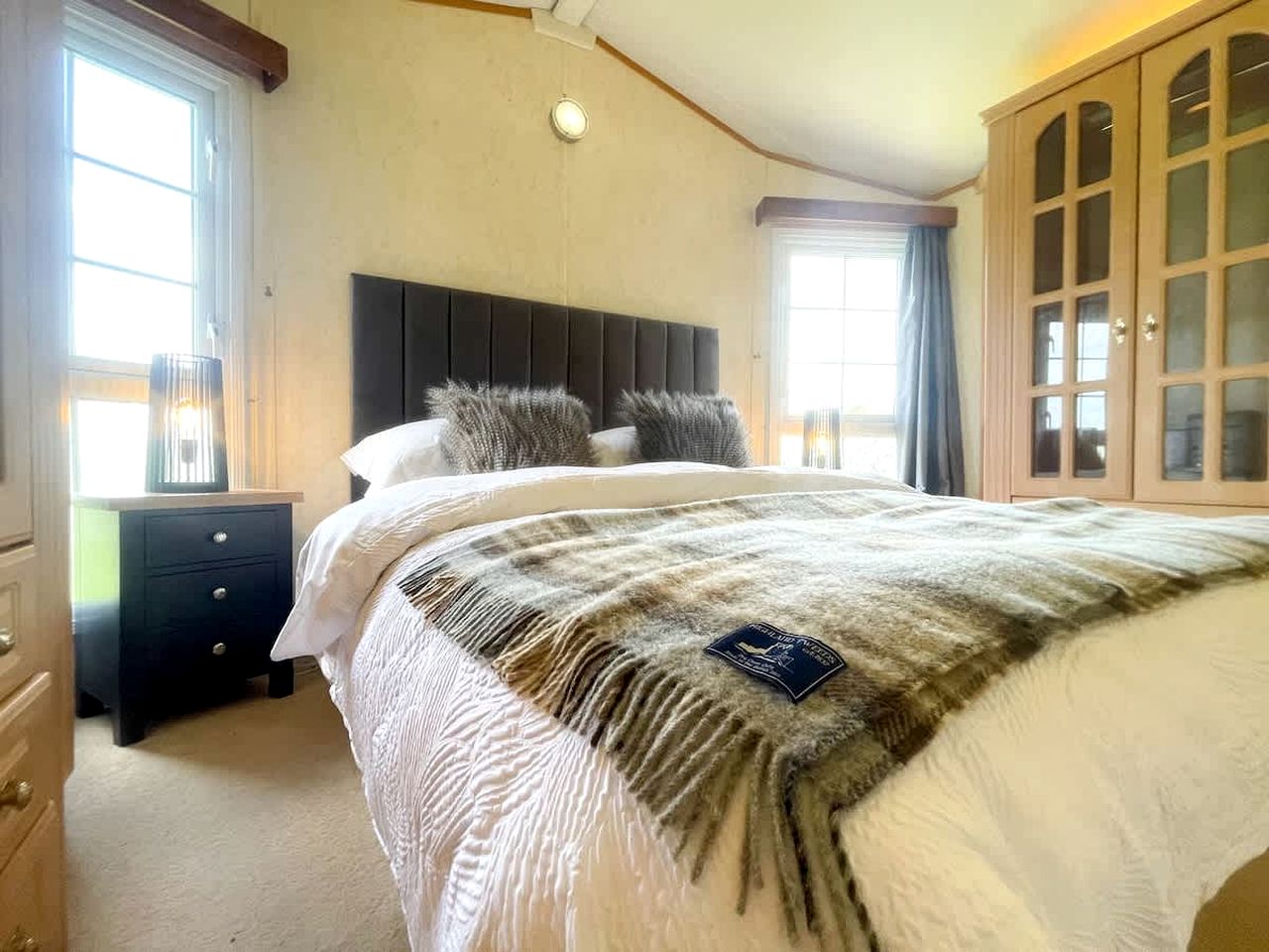 Captivating Countryside Cottage Haven near Lincolnshire Wolds in Lincolnshire