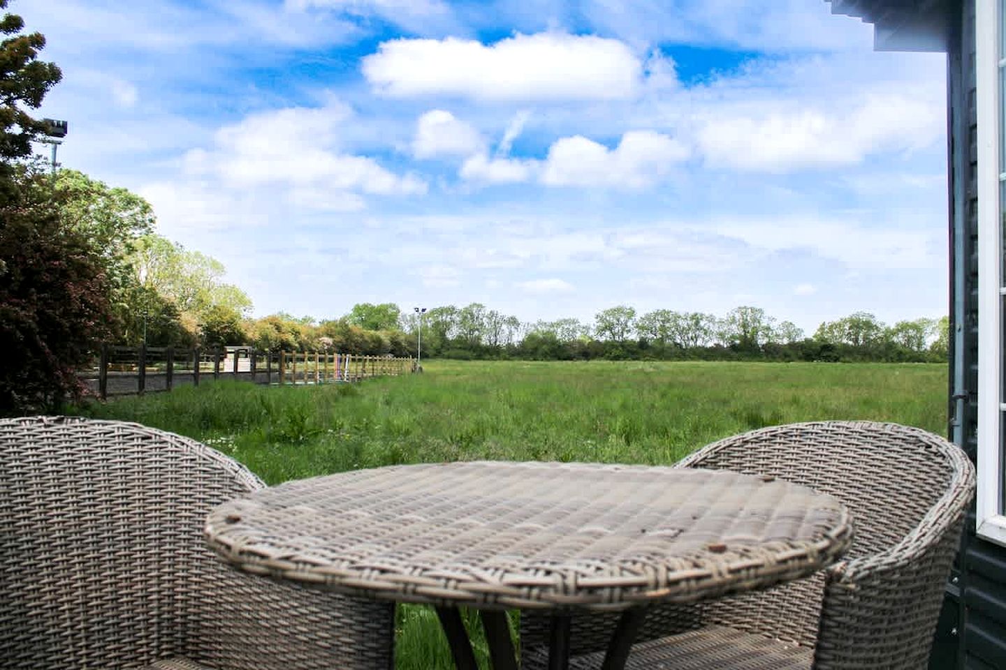Captivating Countryside Cottage Haven near Lincolnshire Wolds in Lincolnshire
