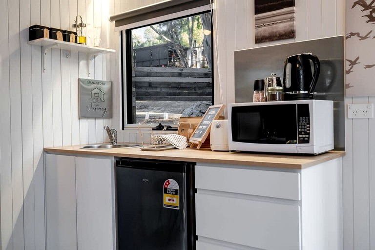 Tiny Houses (Australia, Mansfield, Victoria)