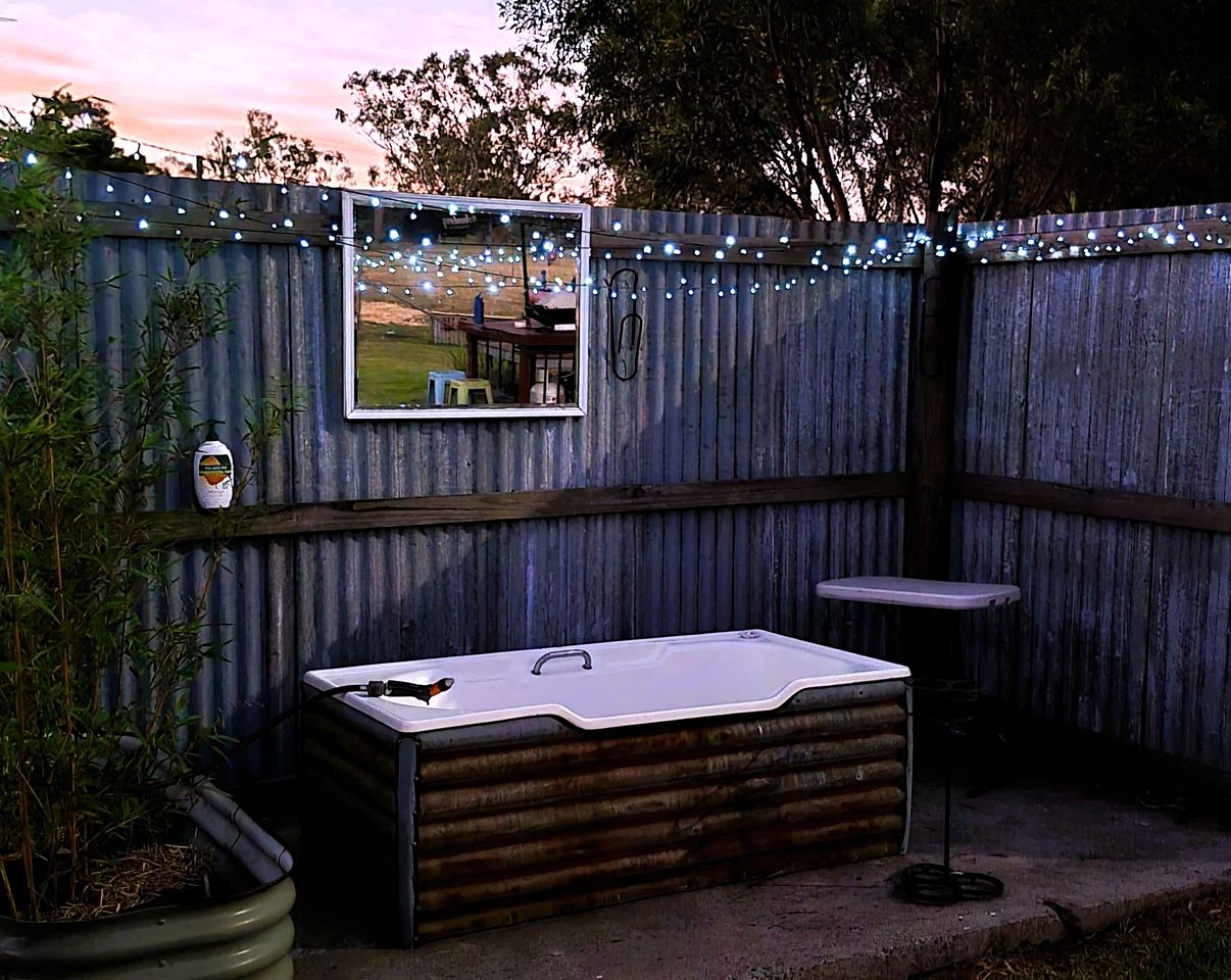 Countryside Tiny House Well Equipped in Werris Creek, New South Wales