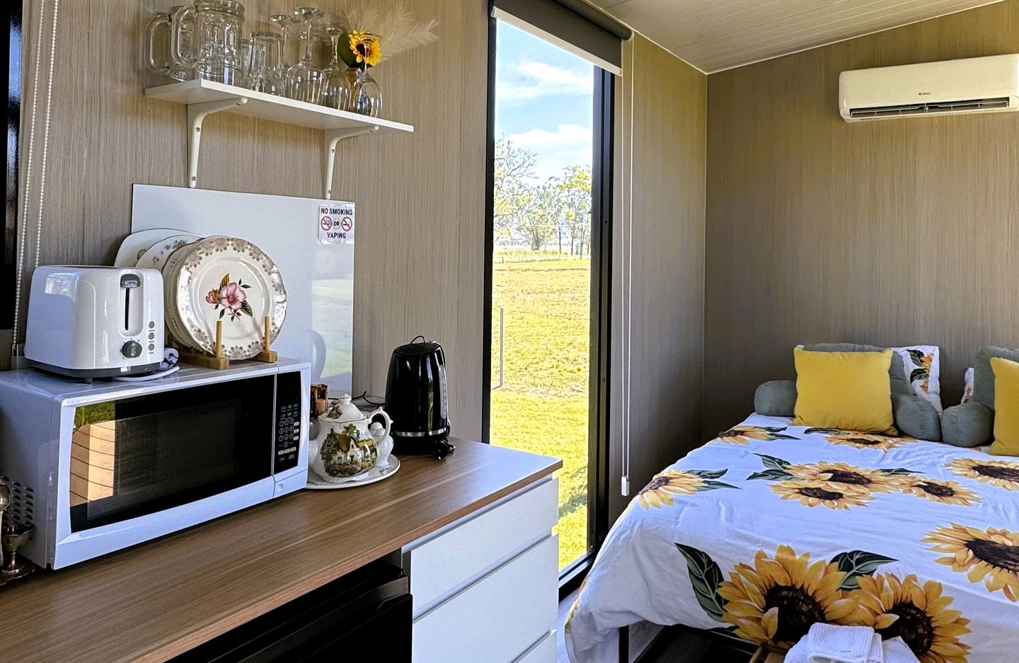 Countryside Tiny House Well Equipped in Werris Creek, New South Wales
