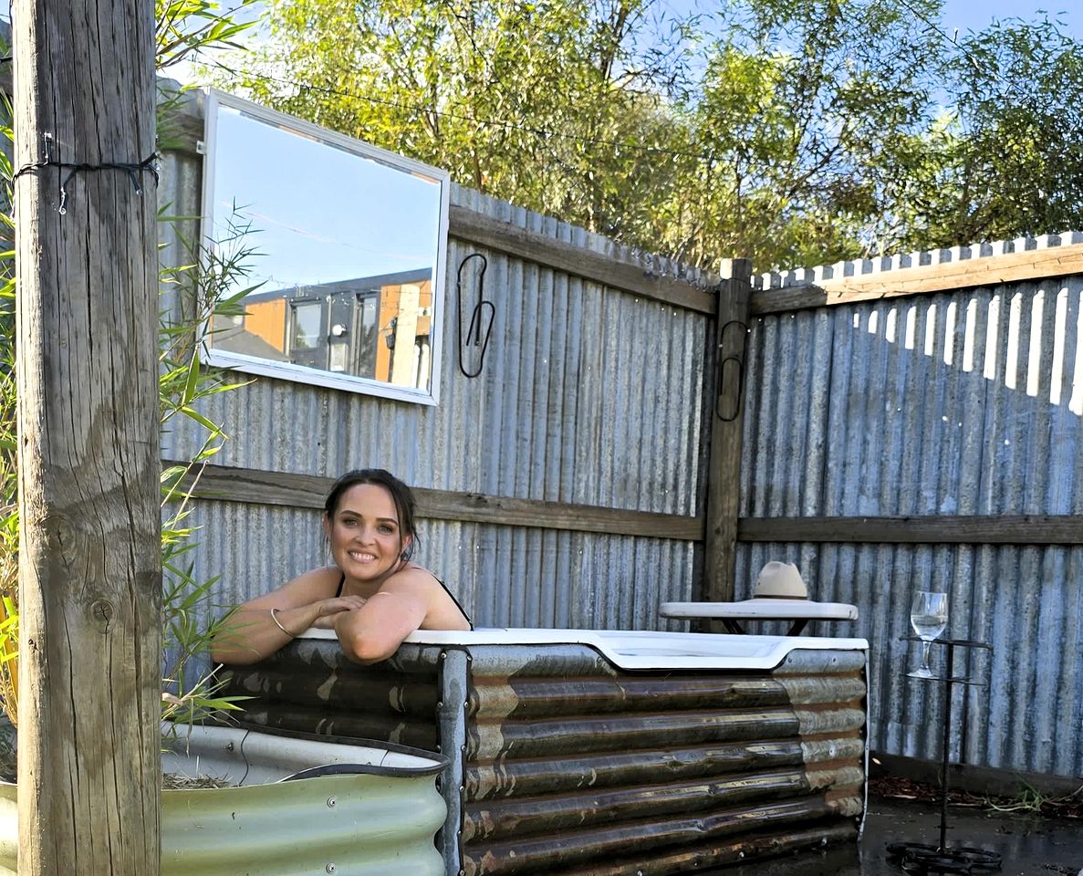 Countryside Tiny House Well Equipped in Werris Creek, New South Wales