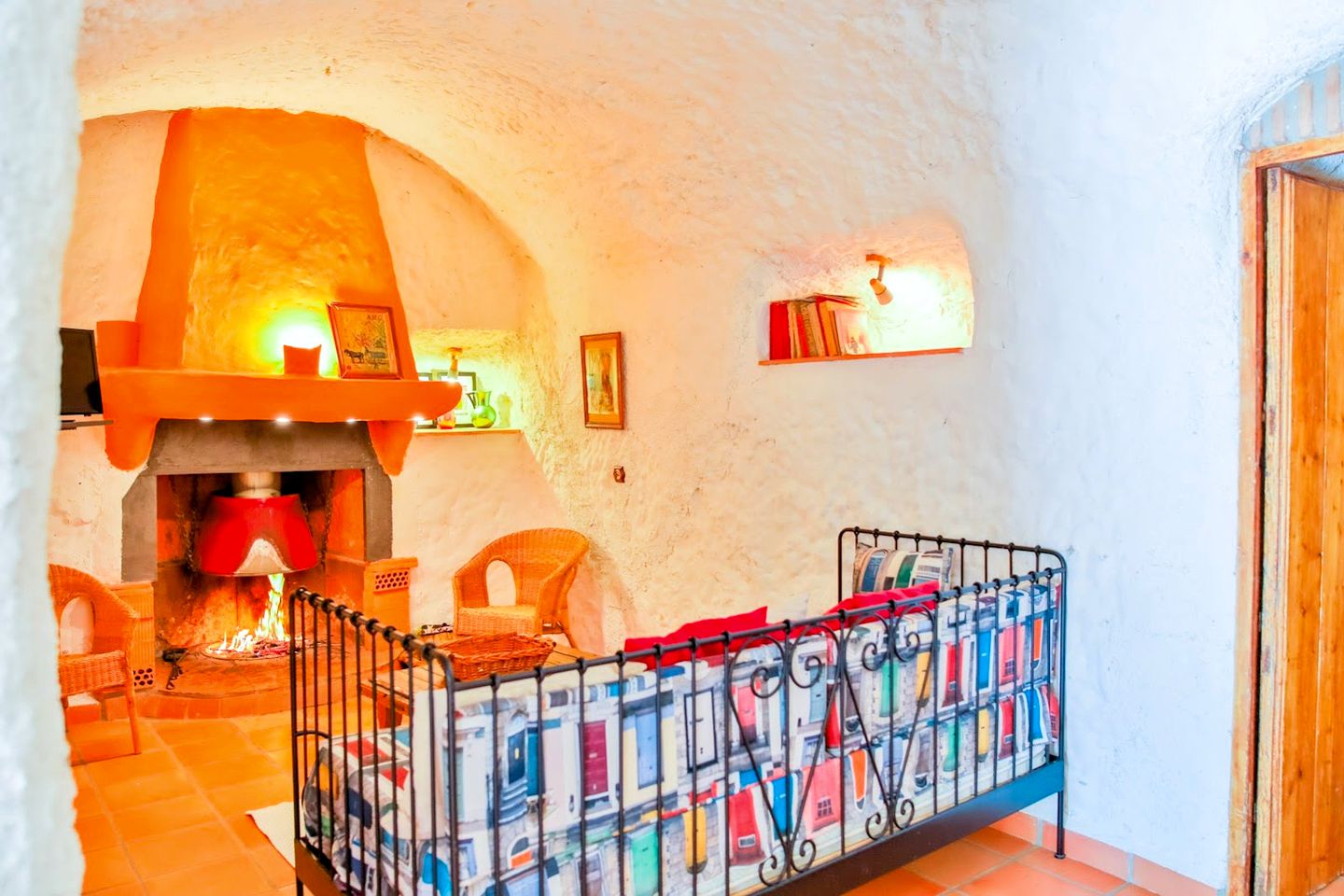 Gorgeous Cave Suites for a Romantic Getaway near Granada, Spain