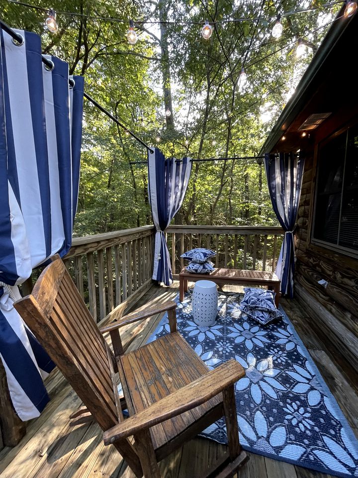 Impressive Log Cabin with Hot-tub and Fire Pit in Mount Ida, Arkansas