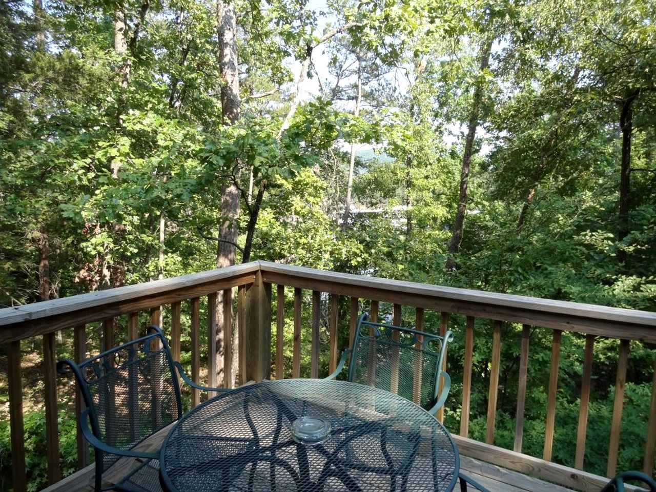 Impressive Log Cabin with Hot-tub and Fire Pit in Mount Ida, Arkansas