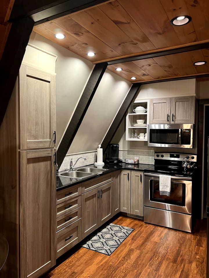 Fantastic A-Frame Cabin for a Couples' Getaway near Robesonia, Pennsylvania