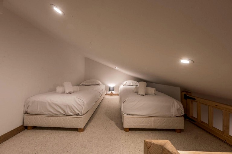 Vacation Rentals (France, Courchevel, Auvergne-Rhône-Alpes)