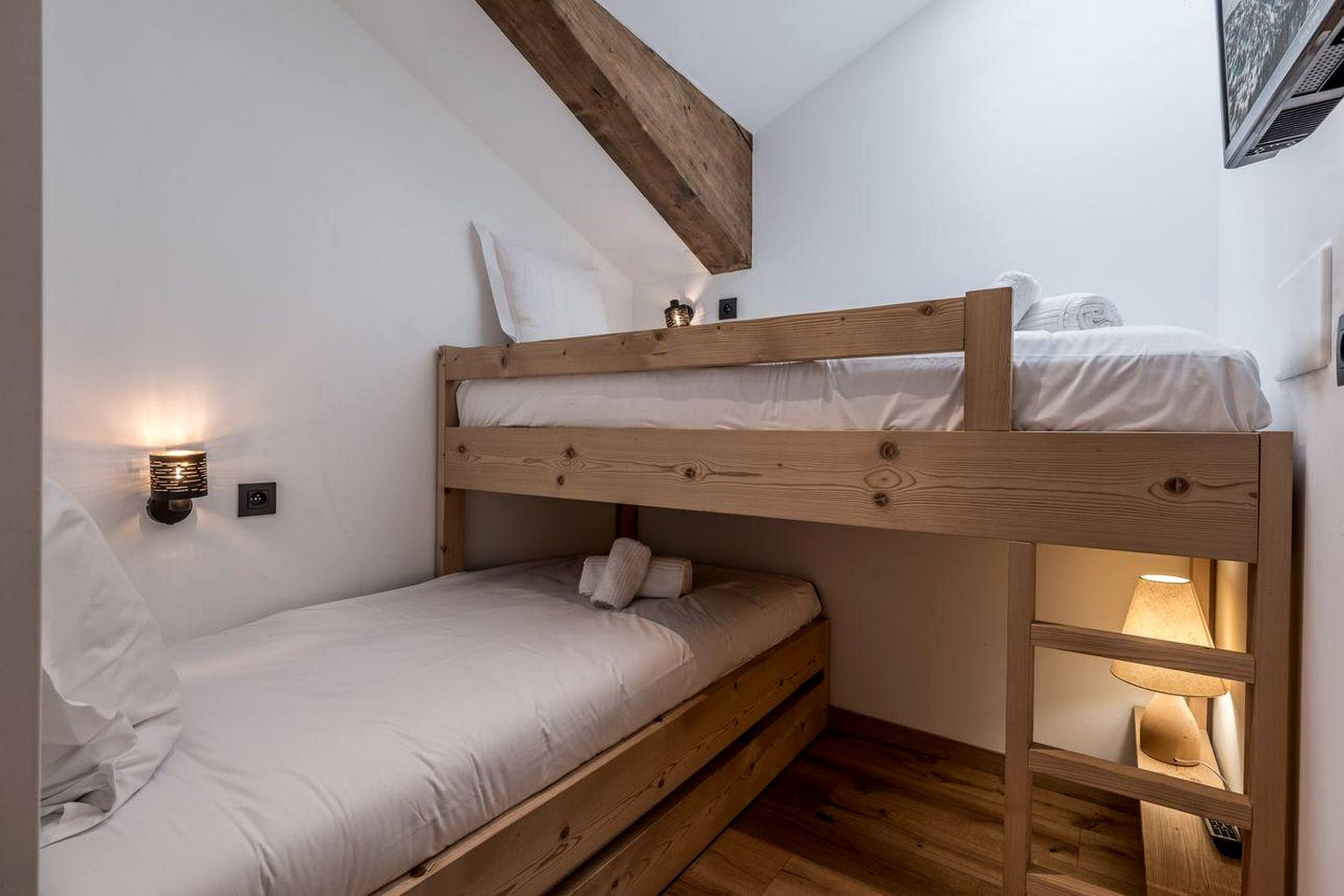 Cozy Luxury Penthouse with Panoramic Terrace Near Ski Lifts in Courchevel Moriond, France