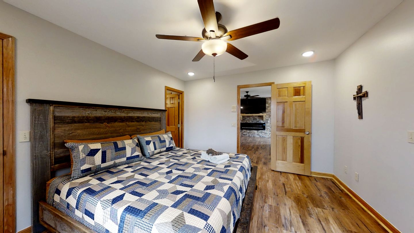 Gorgeous Cottage Nestled Amidst Trees with Foosball and Pool Table in Sevierville, Tennessee