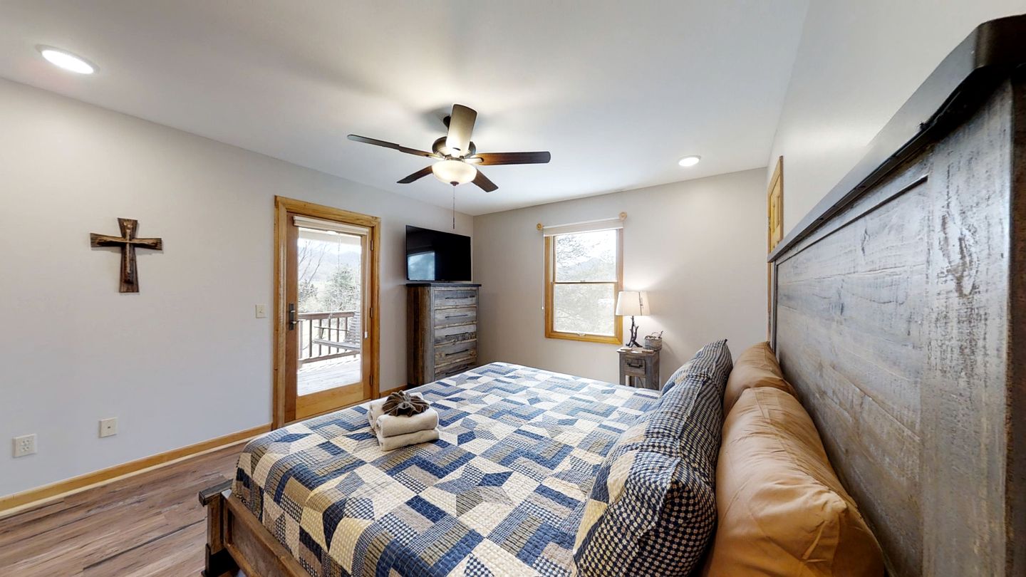 Gorgeous Cottage Nestled Amidst Trees with Foosball and Pool Table in Sevierville, Tennessee