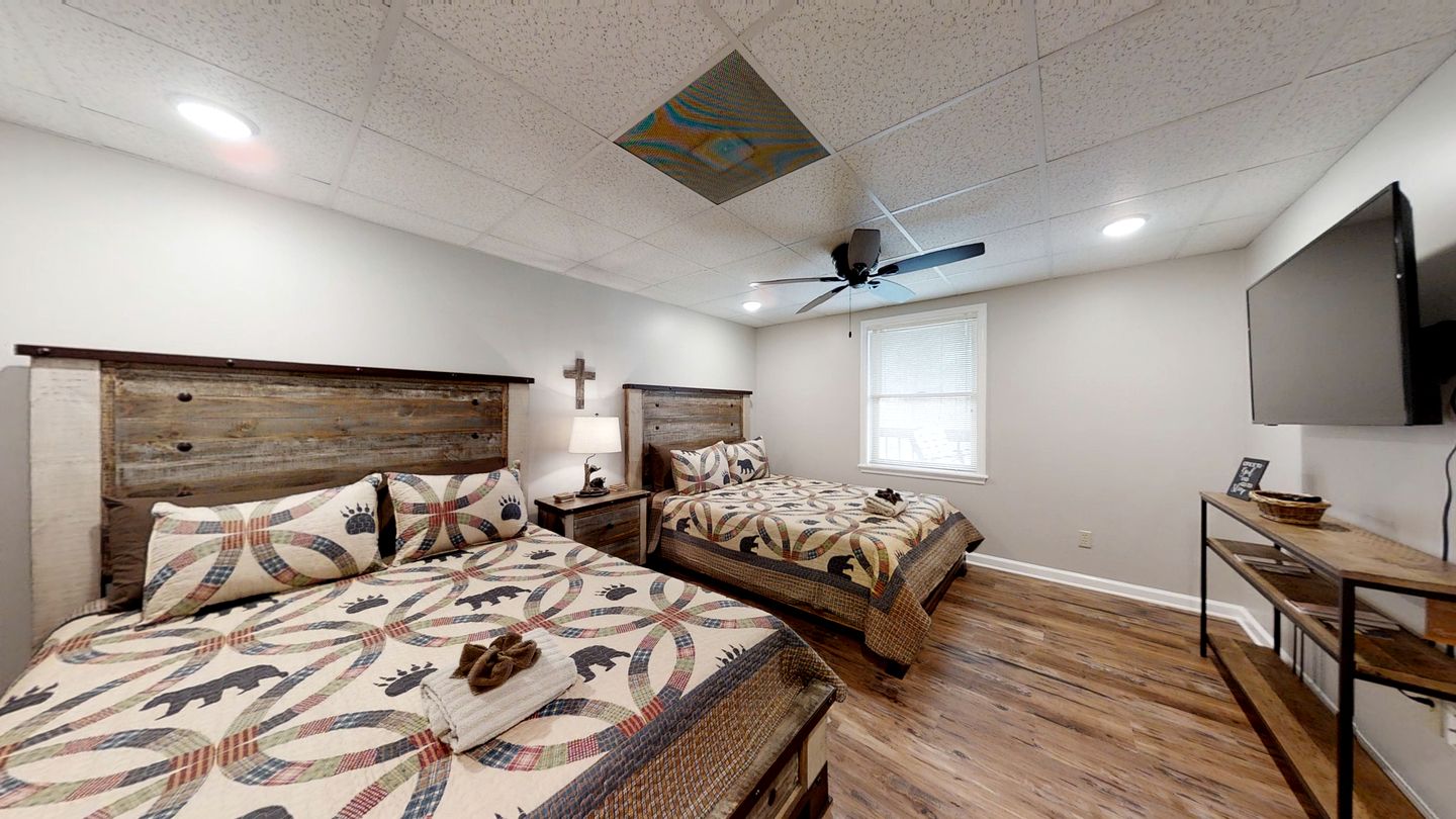 Gorgeous Cottage Nestled Amidst Trees with Foosball and Pool Table in Sevierville, Tennessee