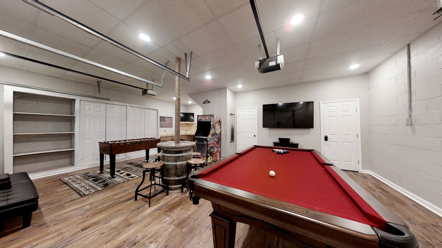 Gorgeous Cottage Nestled Amidst Trees with Foosball and Pool Table in Sevierville, Tennessee