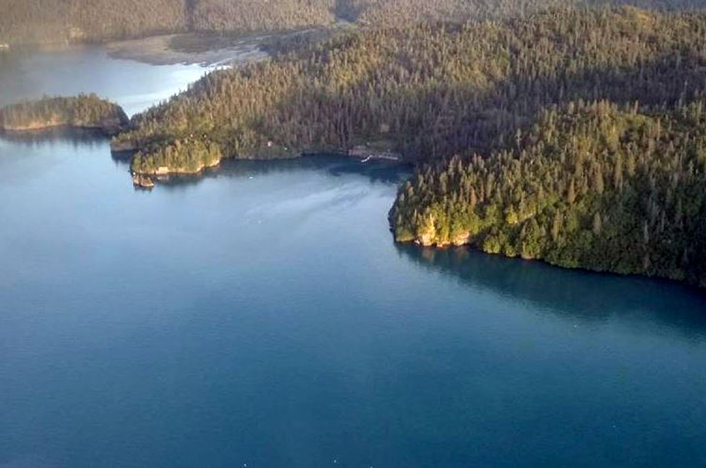 Rustic Log Cabin Rentals in Kachemak Bay, Alaska