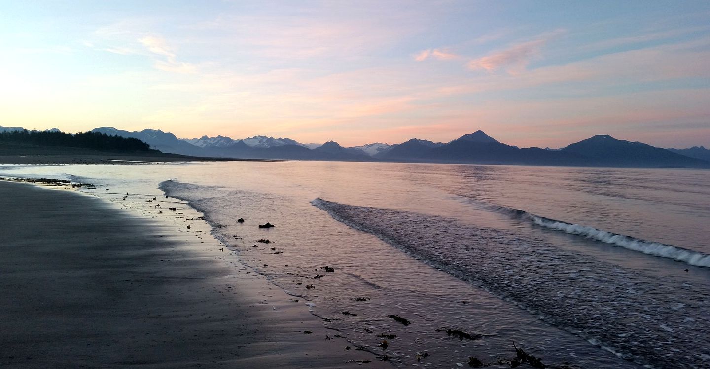 Rustic Log Cabin Rentals in Kachemak Bay, Alaska