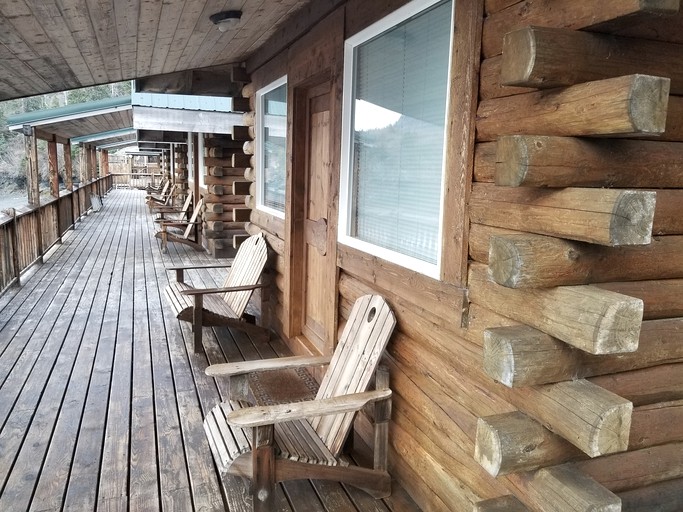 Log Cabins (Halibut Cove, Alaska, United States)