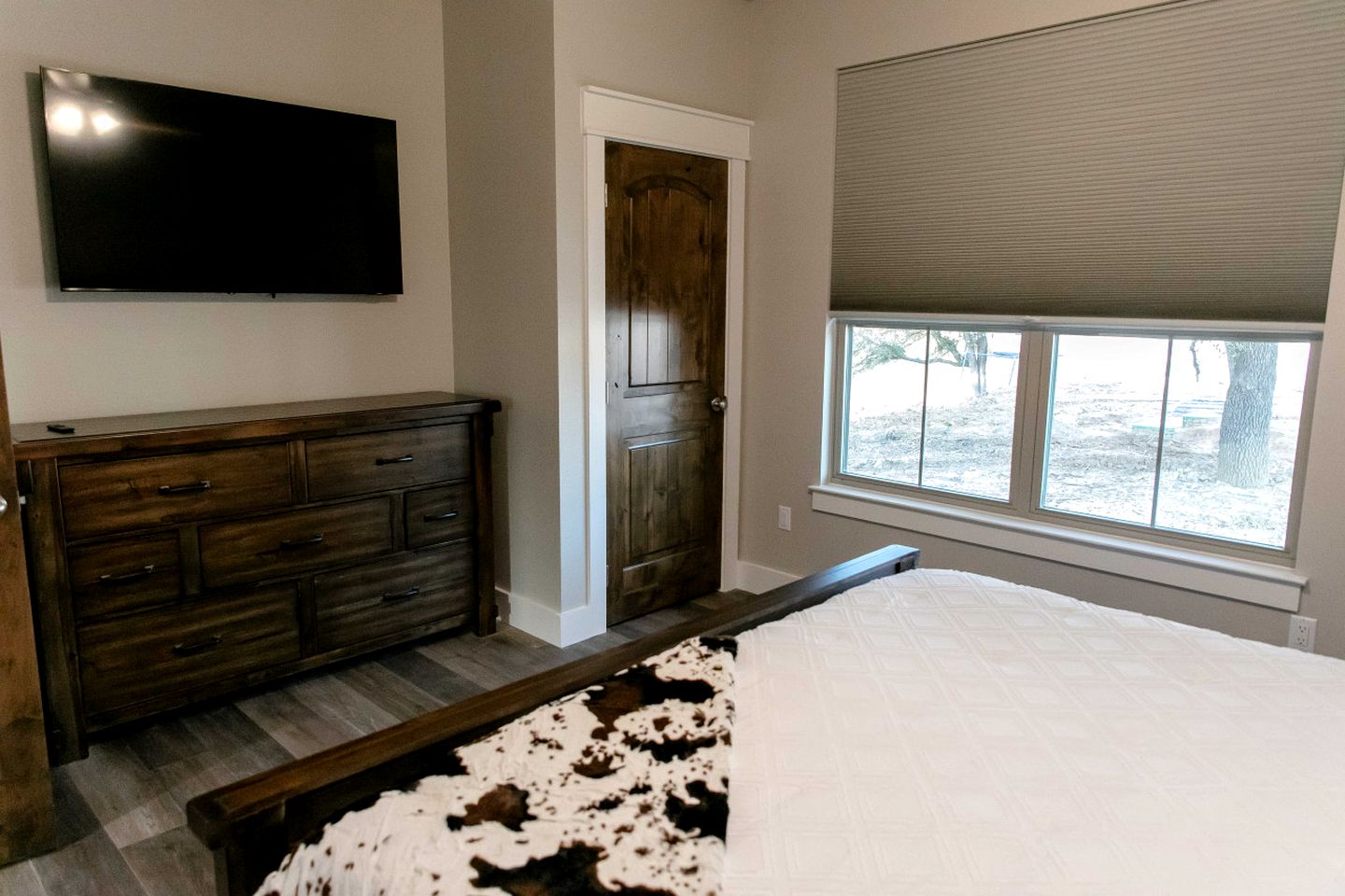 Breathtaking Secluded Cottage in Granbury, Texas