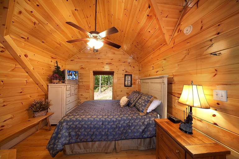 -- (United States, Gatlinburg, Tennessee)