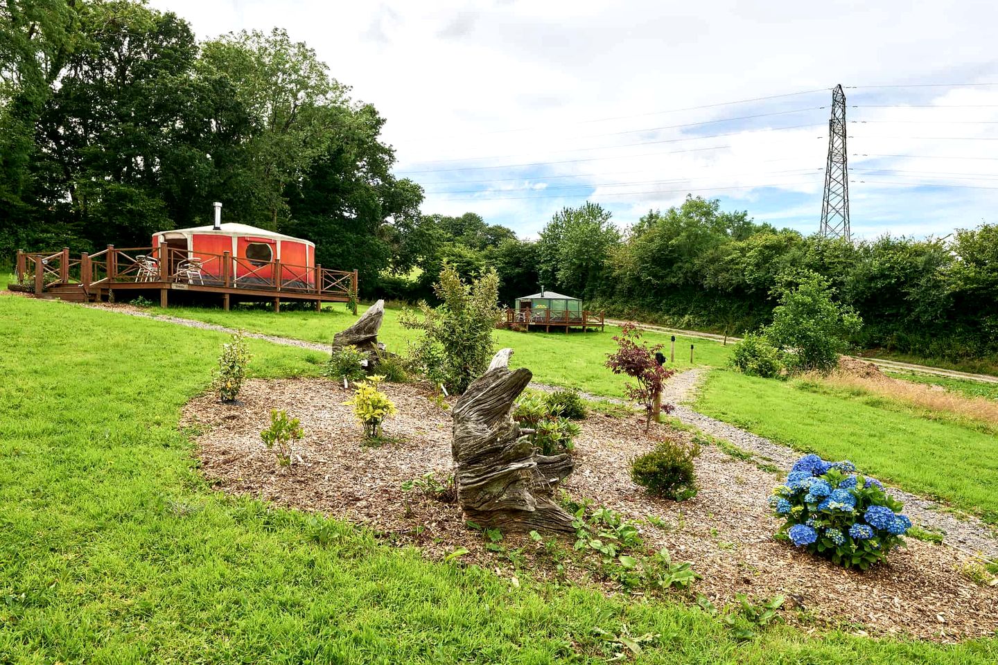 Serene Yurt Ideal for a Couples Getaway in England