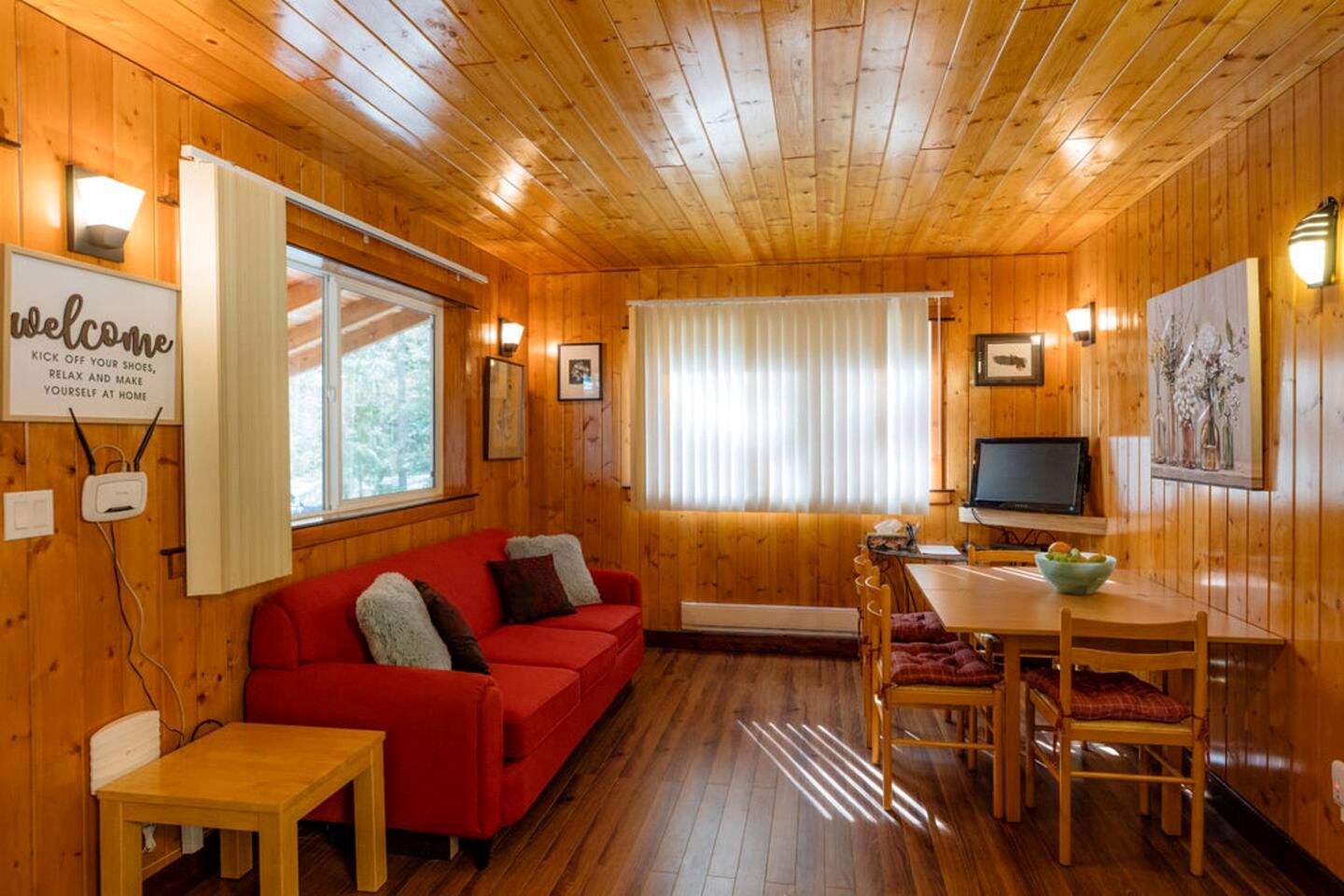 Charming Forest Retreat Cabin with Covered Porch near Scenic Outdoor Adventures in Central Kootenay D, Canada