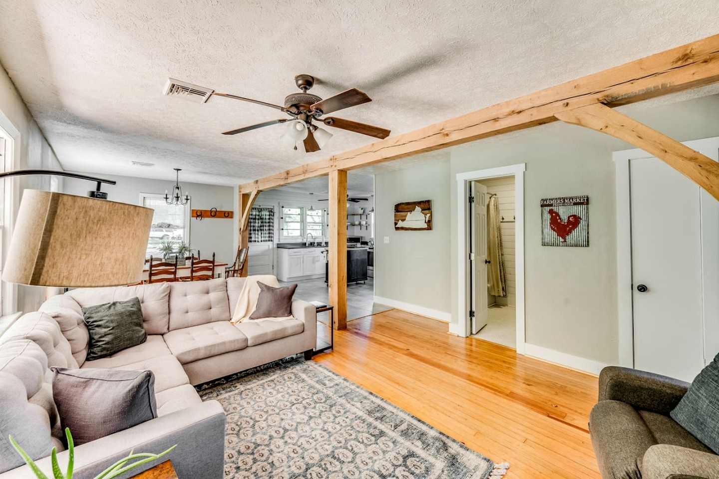 Spectacular Cottage with Incredible Forest Sights in Bedford, Virginia