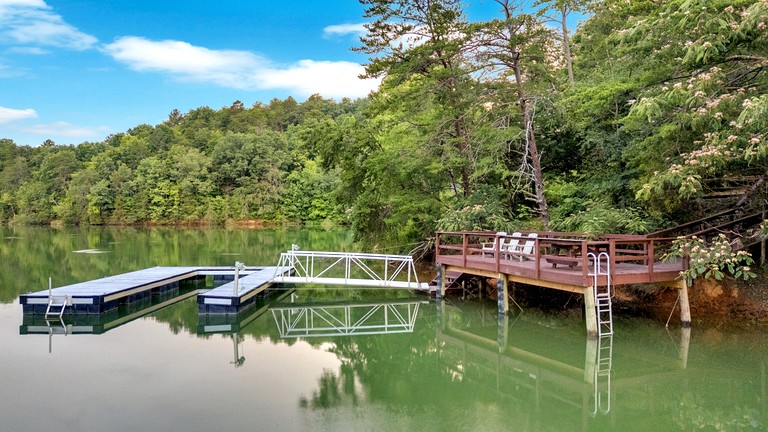 Cabins (United States of America, Dandridge, Tennessee)