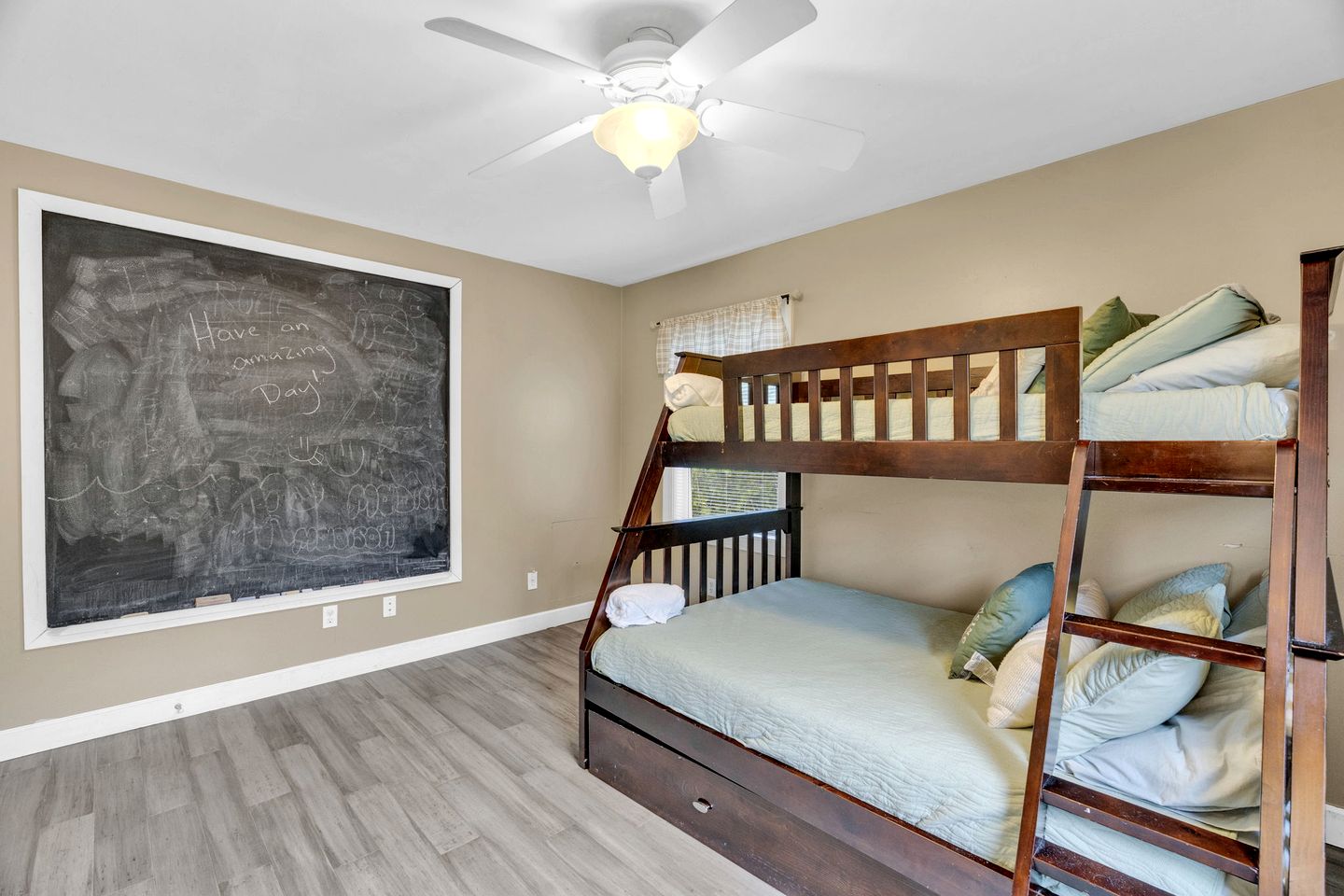 Spacious Lakefront Cabin with Sauna near Douglas Lake, Sevierville TN