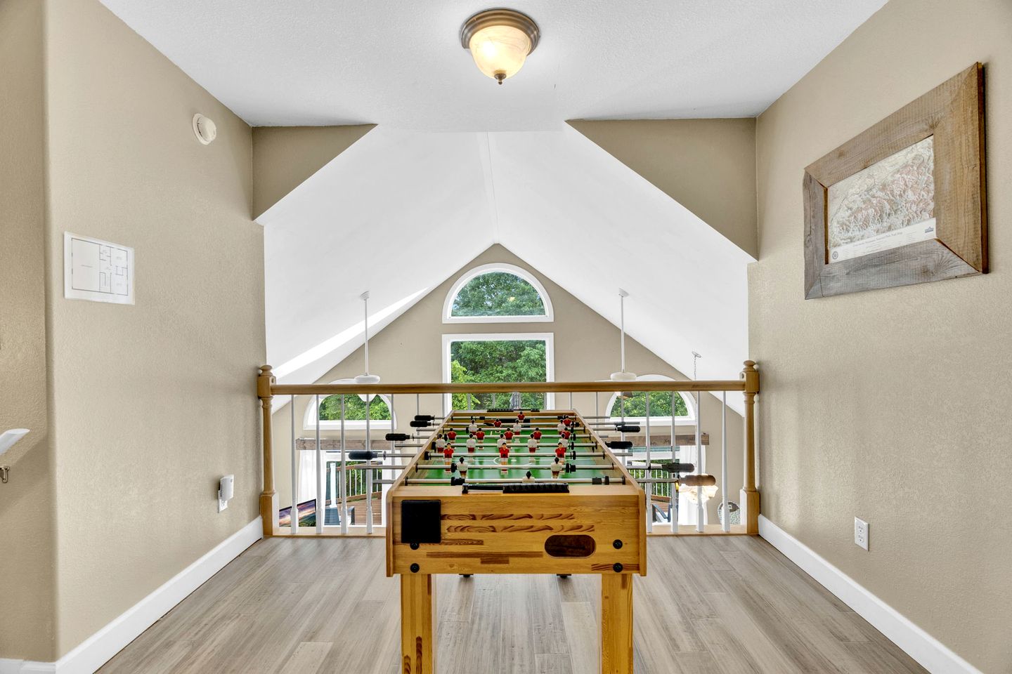 Spacious Lakefront Cabin with Sauna near Douglas Lake, Sevierville TN