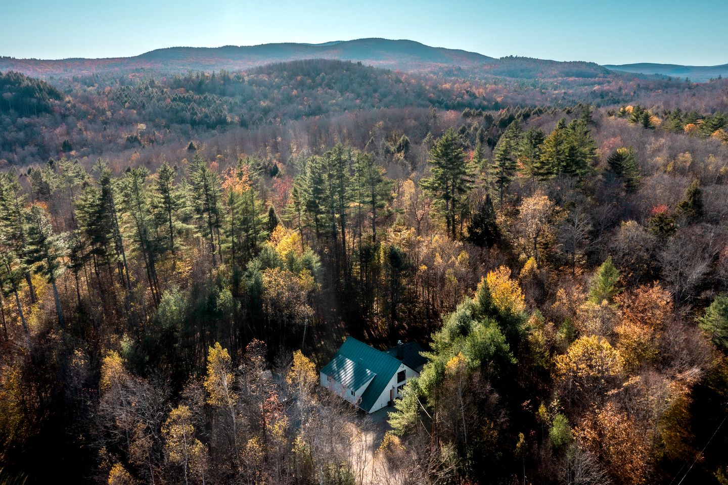 Cozy A-Frame Cabin with Hot Tub & Sauna near Stratton Mountain, Vermont