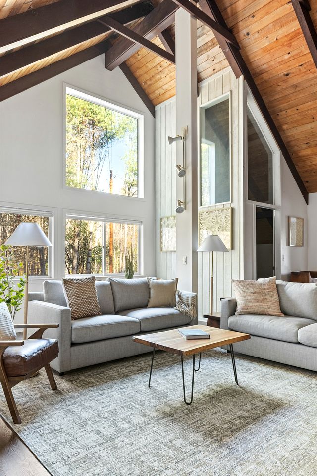 Cozy A-Frame Cabin with Hot Tub & Sauna near Stratton Mountain, Vermont